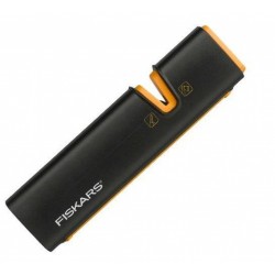 Fiskars X7 Parcalama Balta ve Bileme Aleti Seti